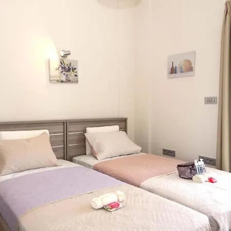 Orange Near Platanias Βίλα