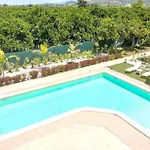 Orange Near Platanias חאניה